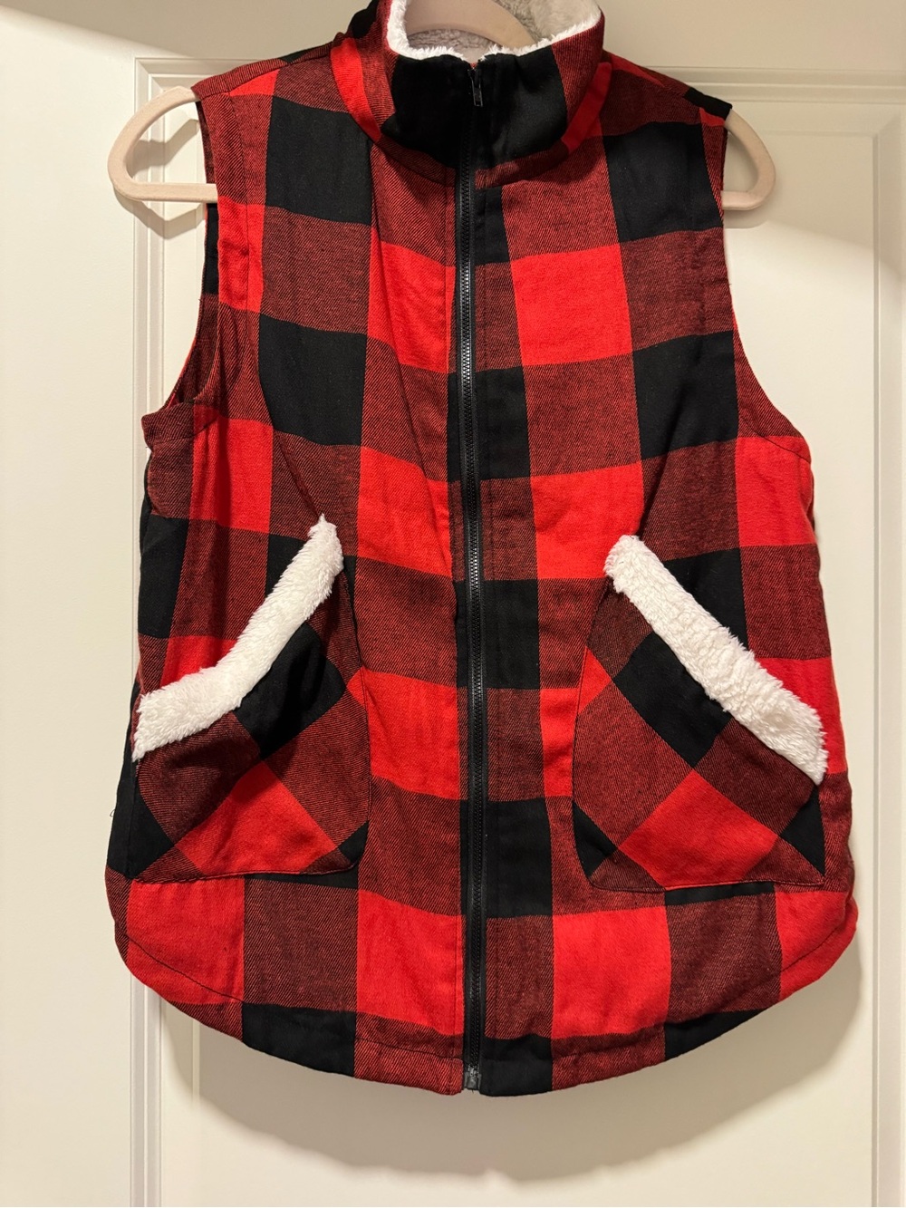 Red & Black Buffalo Plaid Sherpa-Trim Zip Vest S